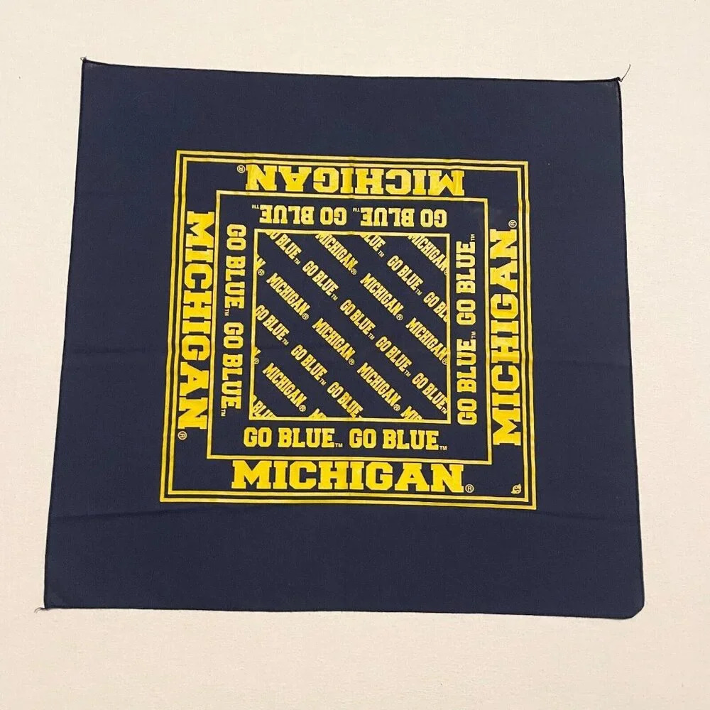 University of Michigan Wolverines Go Blue Bandana